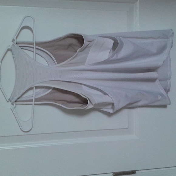 Lululemon Tank Top Size Small - Picture 6 of 6